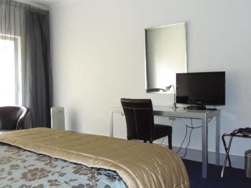 Amethyst Court Motor Lodge Поріруа Екстер'єр фото